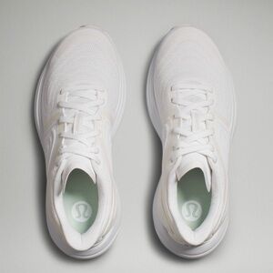 Lululemon BlissFeel run